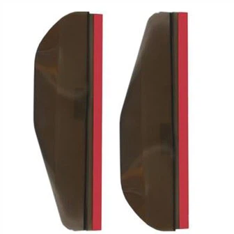 Dež obrvi v vzgled ogledalu