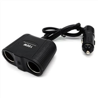 Univerzalni avtomobilski polnilec